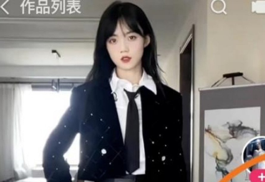 原来还可以边看美女边无脑引流,月赚过万